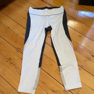 Outdoor voices flex zoom leggings